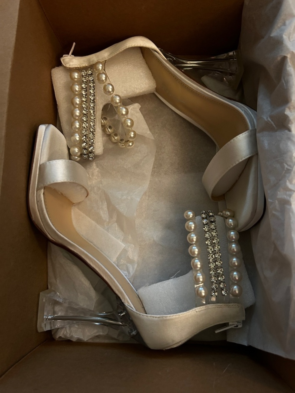 Betsey Johnson SB-Rider Ivory Satin Bridal Rhinestone Heels  8.5